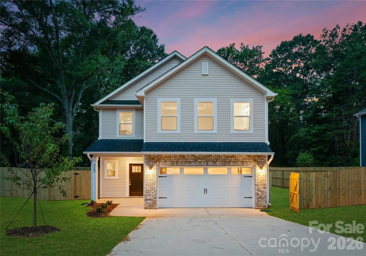 316 E Glendale Avenue, Mount Holly, NC 28120 - #1