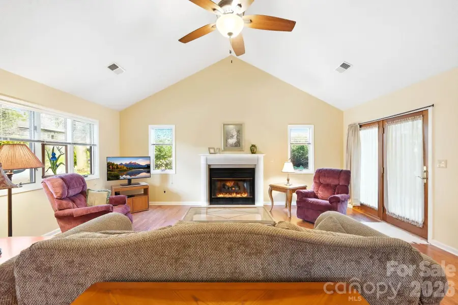 310 Robertson Street, Burnsville, NC 28714 - #3