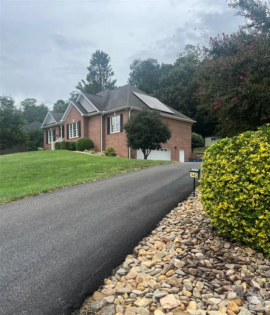 1463 Brookstone Drive, Hickory, NC 28602 - #2