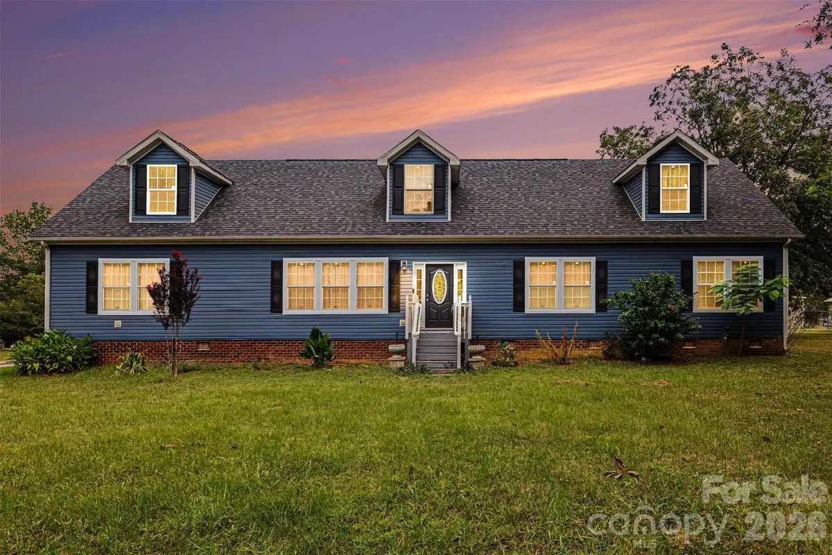 5780 Oak Street, Fort Lawn, SC 29714 - #1