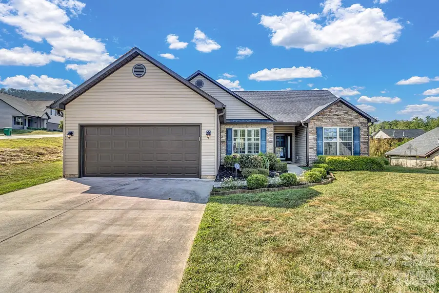 18 Checkerberry Court, Weaverville, NC 28787 - #2