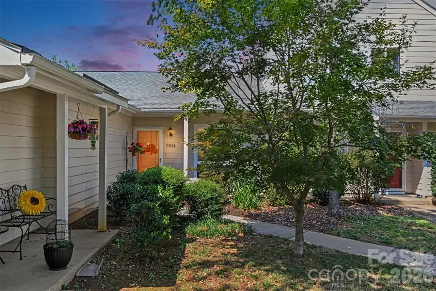 9014 Mcalpine Cove Court, Charlotte, NC 28270 - #2