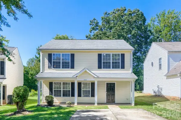 1605 Crandon Drive, Charlotte, NC 28216