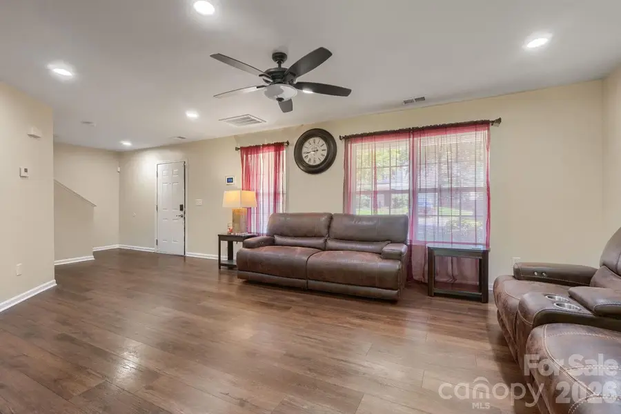 1605 Crandon Drive, Charlotte, NC 28216 - #3