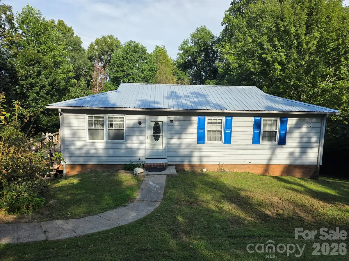 601 Hennessee Street, Morganton, NC 28655 - #1