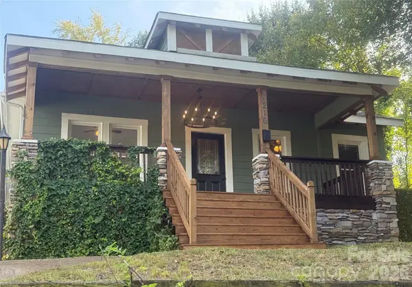 216 E Catawba Avenue, Mount Holly, NC 28120