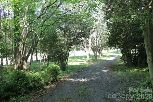 9000 Beatties Ford Road, Huntersville, NC 28078