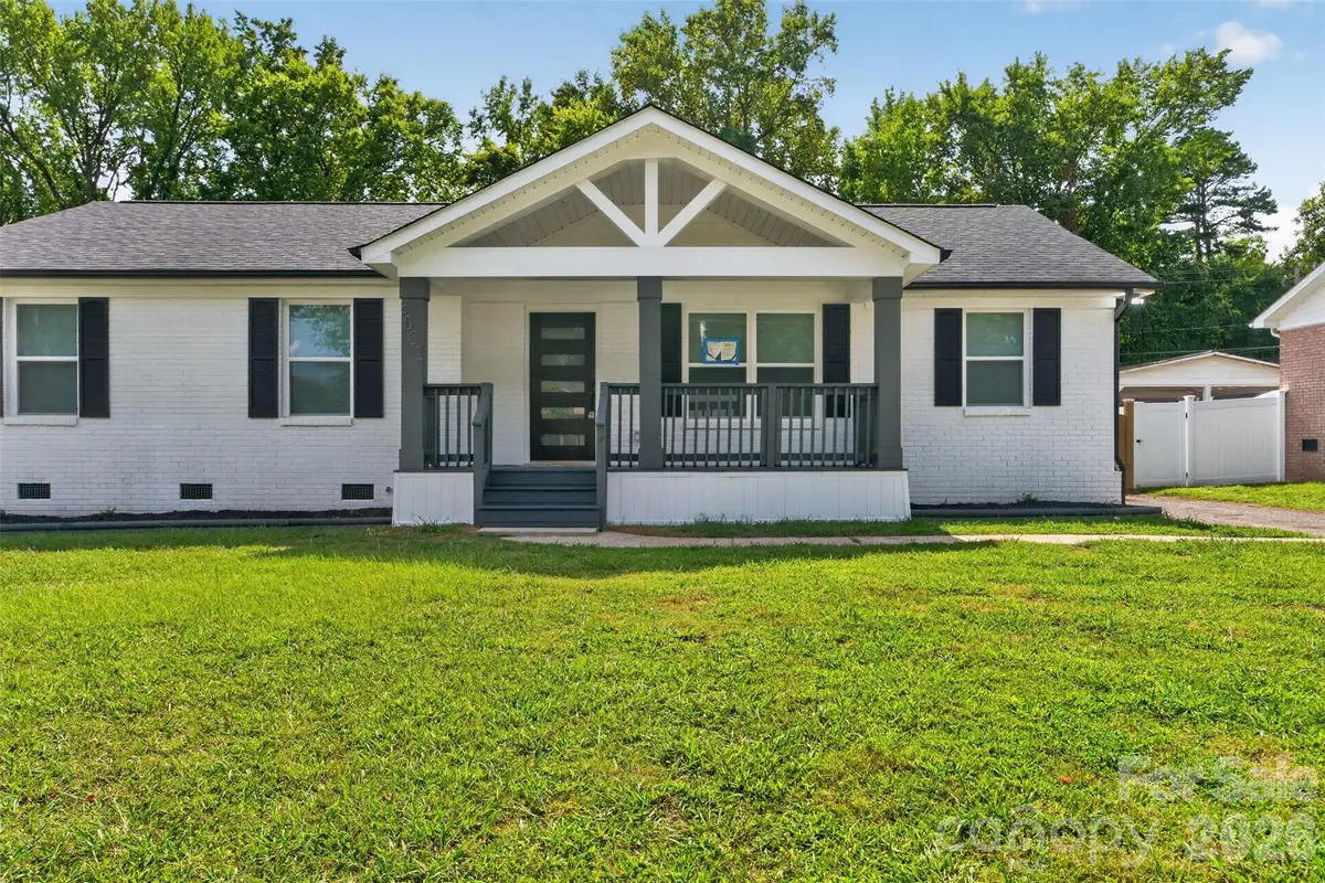 3001 Dalecrest Drive, Charlotte, NC 28269 - #1