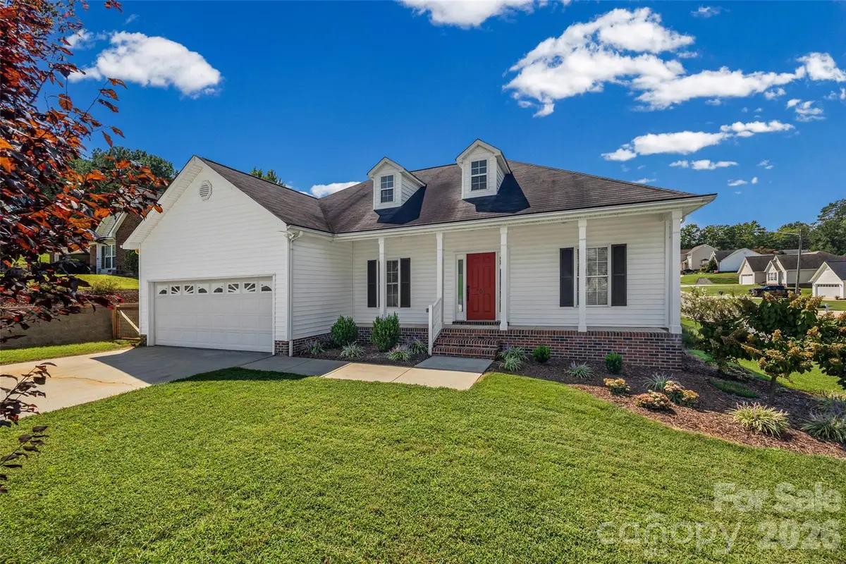 701 Peregrine Court, Gastonia, NC 28056 - #1