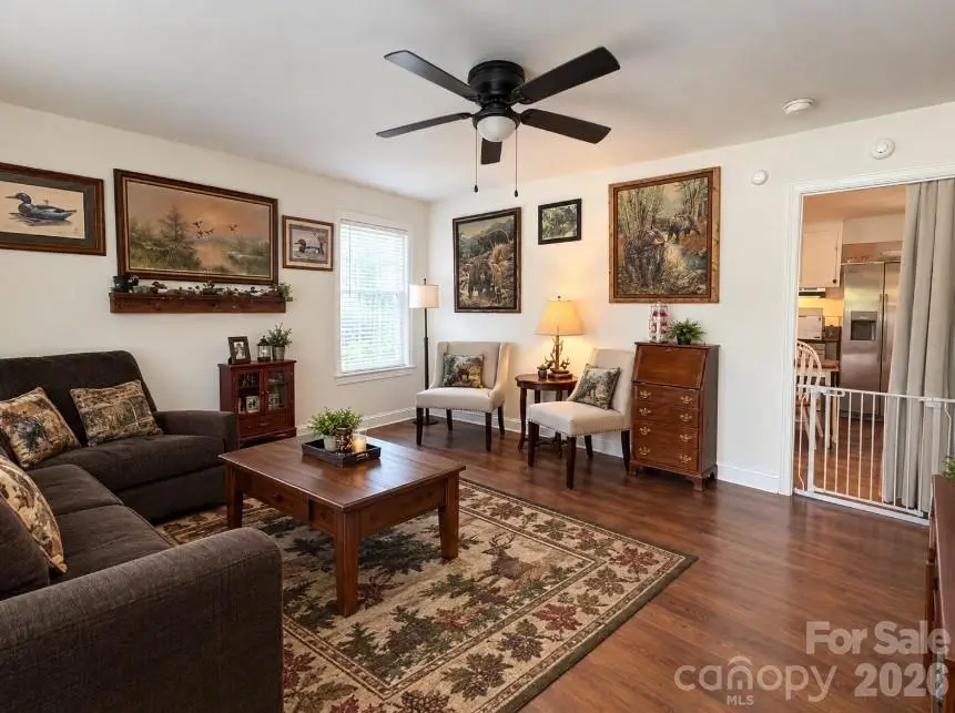 711 Pine Street, Cheraw, SC 29520 - #3
