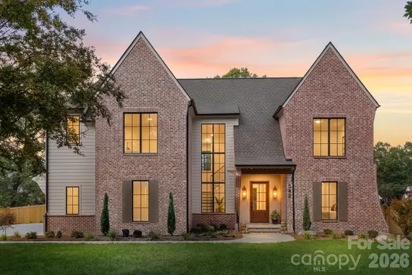542 Lansdowne Road, Charlotte, NC 28270