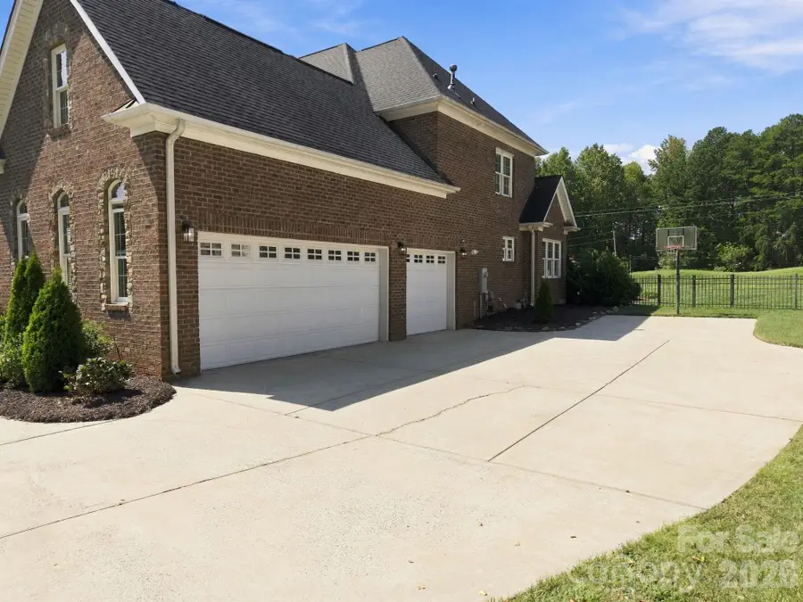 6671 Fox Ridge Circle #42, Davidson, NC 28036 - #2