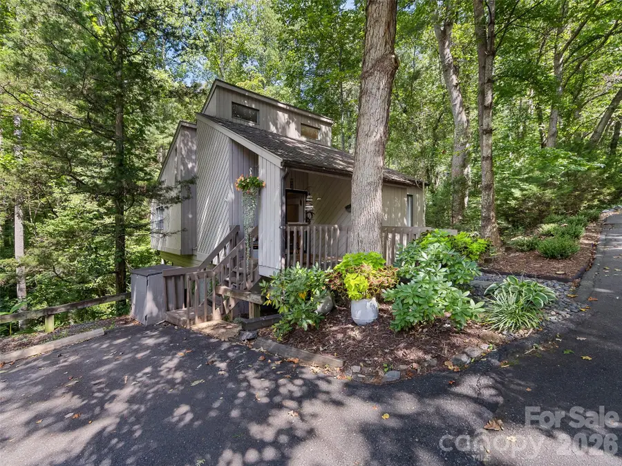 16 Cedarwood Drive, Asheville, NC 28803 - #2