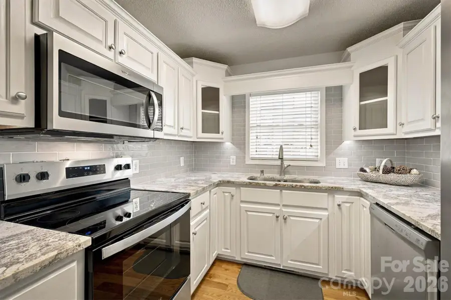 1211 Wexford Village Circle Ne, Lenoir, NC 28645 - #2