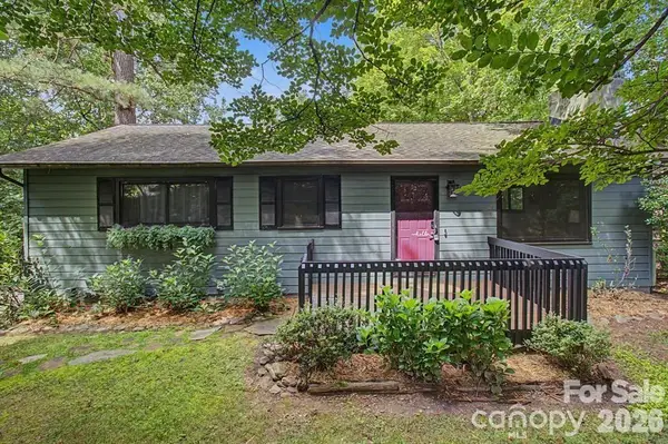 30 Whippoorwill Drive, Weaverville, NC 28787
