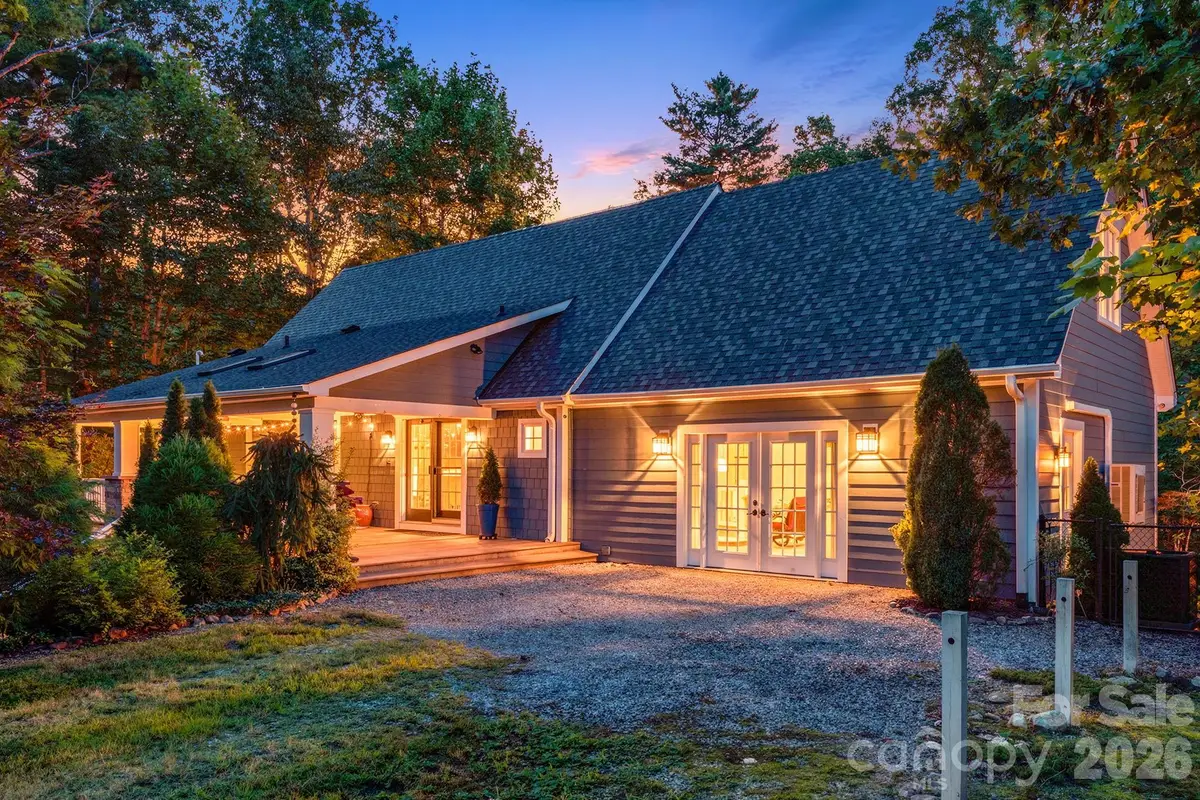 218 S Alta Vista Drive, Saluda, NC 28773 - #1