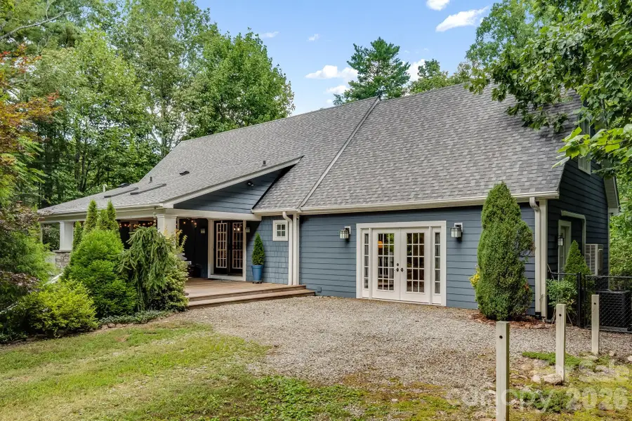 218 S Alta Vista Drive, Saluda, NC 28773 - #2
