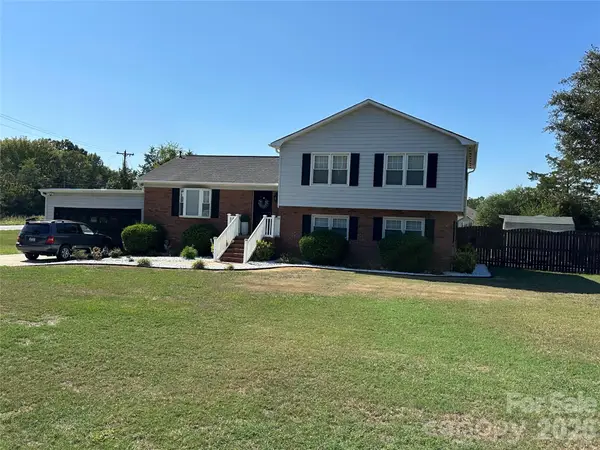 8224 Craighead Road, Harrisburg, NC 28075