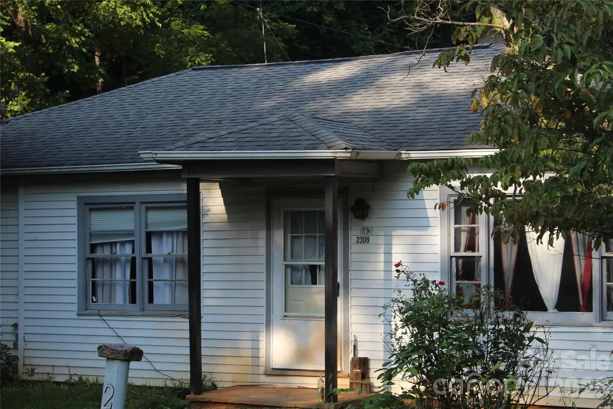 2309 Rainbow Heights Circle, Lenoir, NC 28645 - #1