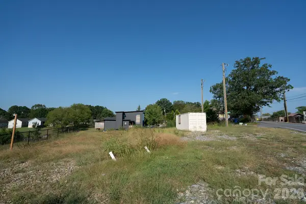 42 Bear Creek Road, Asheville, NC 28806