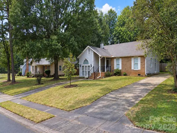 6501 Old Meadow Road, Charlotte, NC 28227