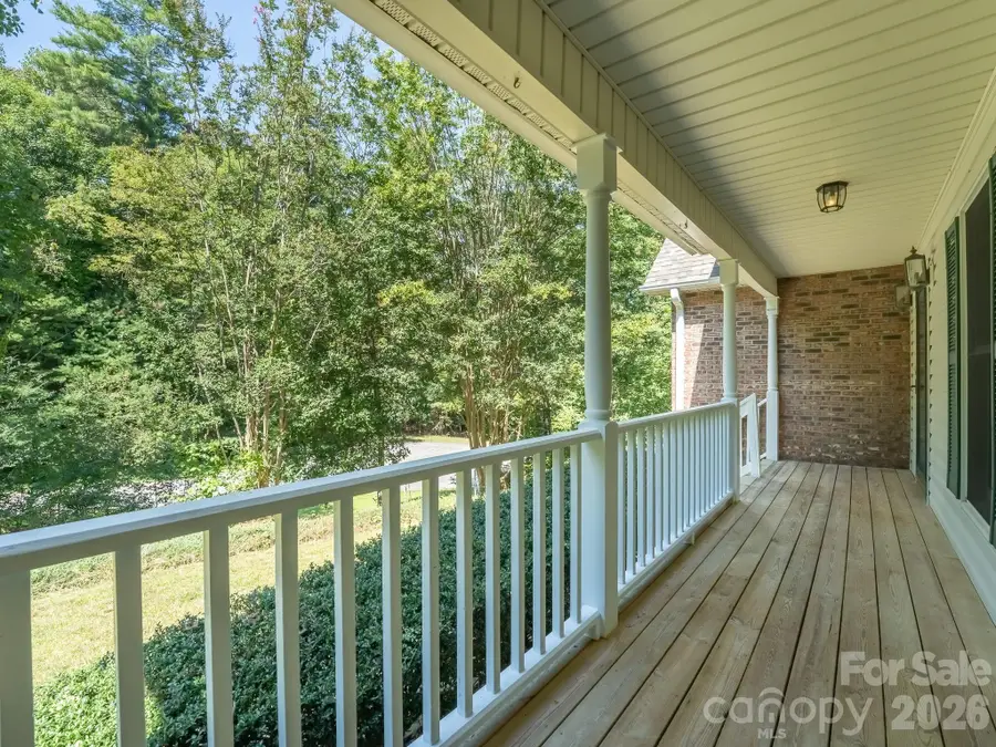 106 Fish Hawk Drive, Hendersonville, NC 28739 - #2