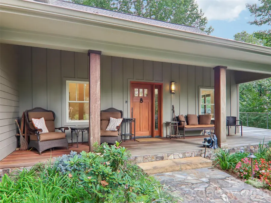 404 Southview Lane, Flat Rock, NC 28731 - #2