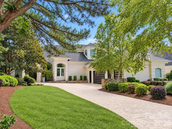 17532 Sail View Drive, Cornelius, NC 28031