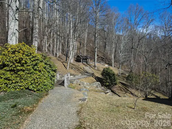 735 Whisper Mountain Drive, Leicester, NC 28748
