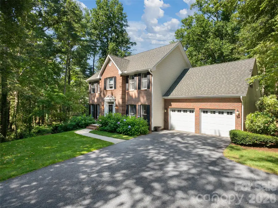 306 Red Fox Circle, Asheville, NC 28803 - #2