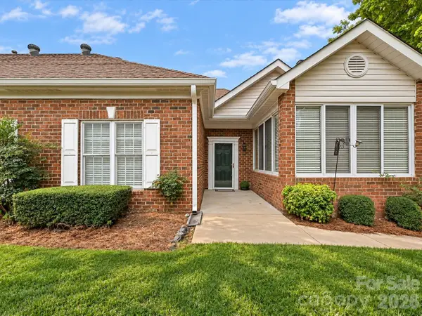 8629 Windsor Ridge Drive, Charlotte, NC 28277
