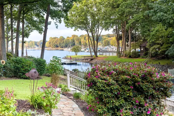 20019 Chapel Point Lane, Cornelius, NC 28031
