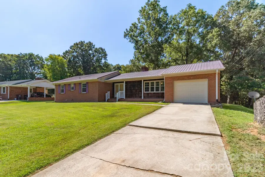 115 Monroe Drive, Lexington, NC 27295 - #3