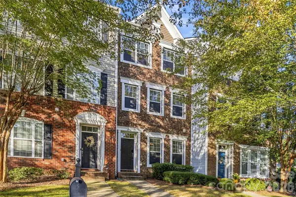 10710 Kemptown Square Square S, Mint Hill, NC 28227