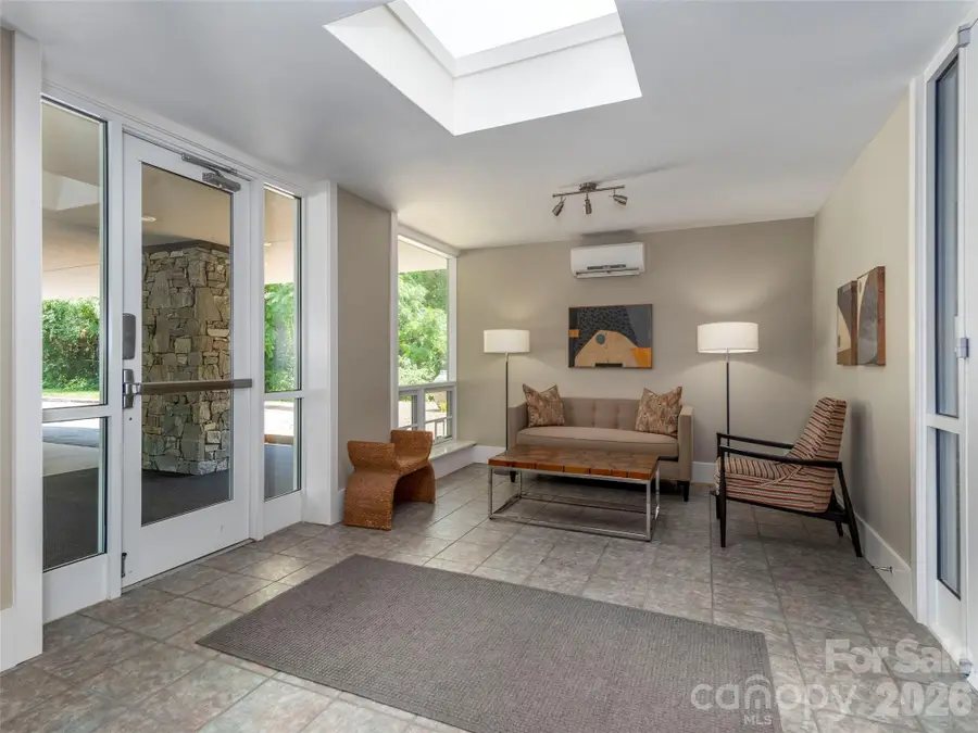 647 Town Mountain Road #307, Asheville, NC 28804 - #3
