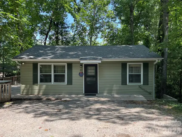 10 Hopewell Lane, Flat Rock, NC 28731