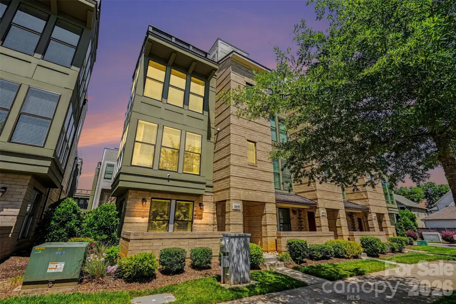 1571 Duckworth Avenue, Charlotte, NC 28208 - #2