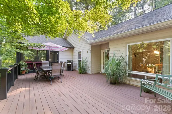 300 Caroline Lane, Pisgah Forest, NC 28768