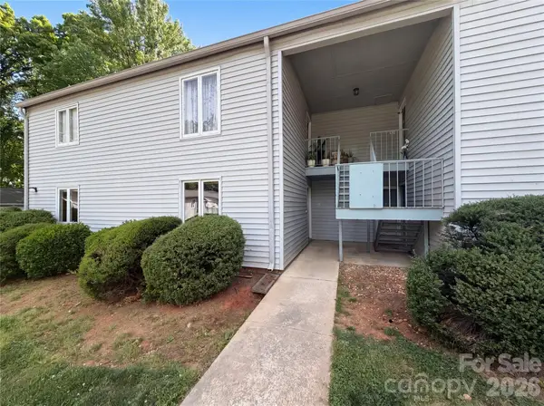 2020 Stoney Point Lane #59, Charlotte, NC 28210