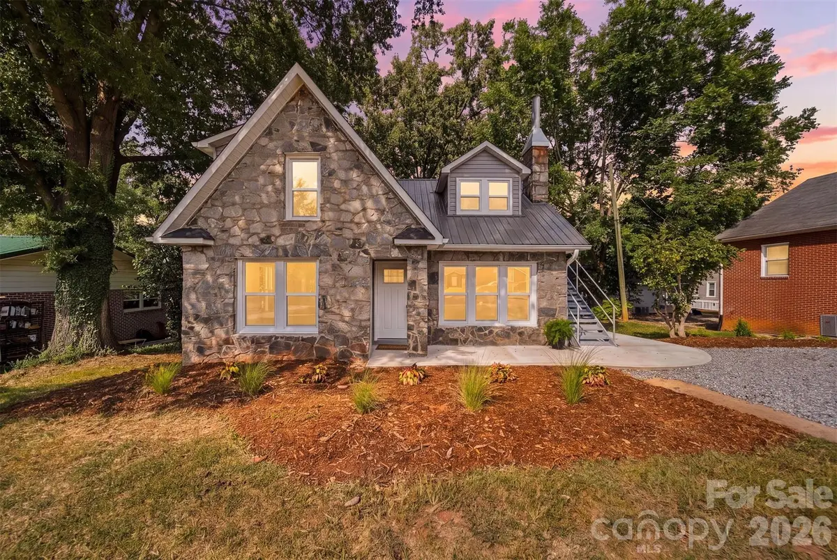 436 N Green Street, Morganton, NC 28655 - #1