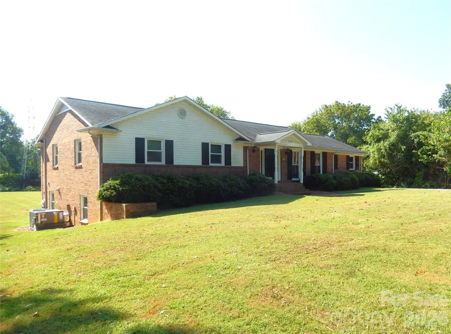 6700 Pine Lake Lane, Mint Hill, NC 28227 - #2