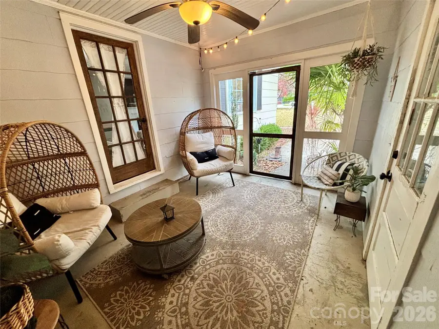 707 W Barr Street, Lancaster, SC 29720 - #3