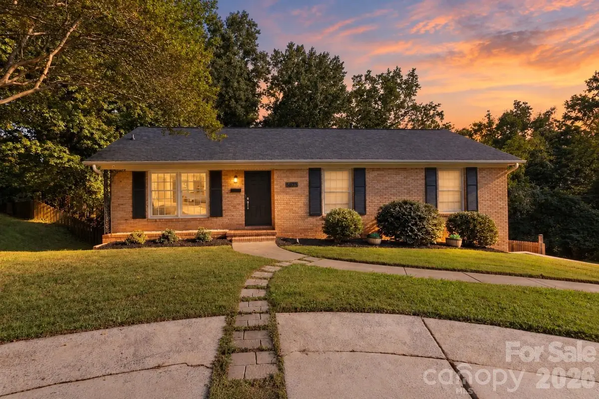 6623 Brookcrest Drive, Charlotte, NC 28210 - #1