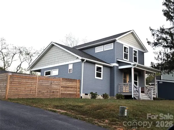 34 Gudger Road, Candler, NC 28715