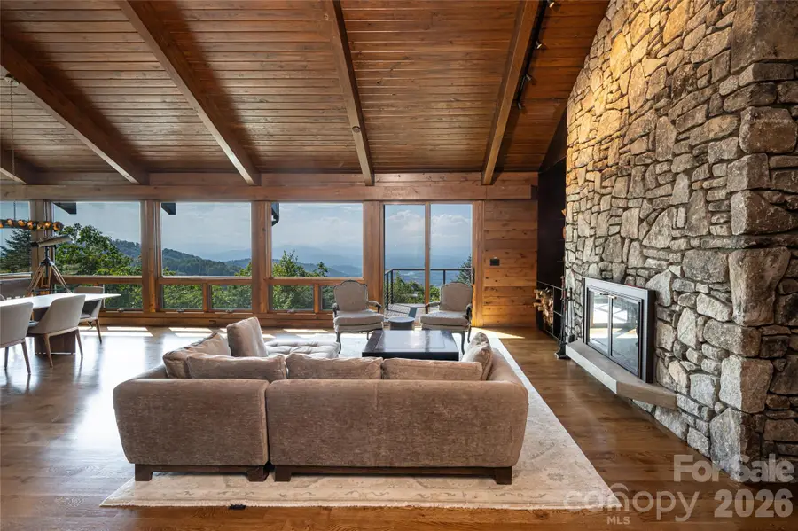 28 Peach Knob Drive, Asheville, NC 28804 - #3
