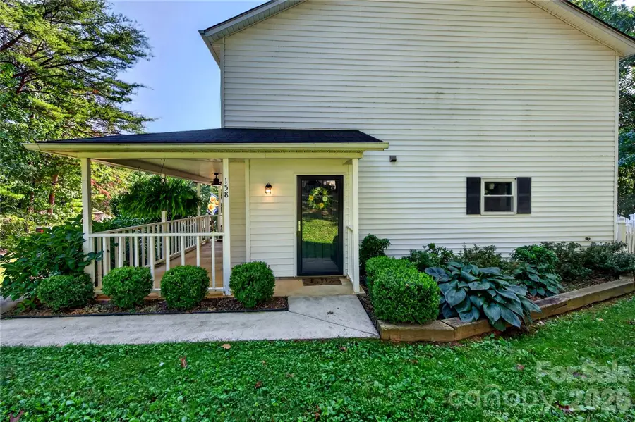 158 Rocking Porch Ridge, Asheville, NC 28805 - #2