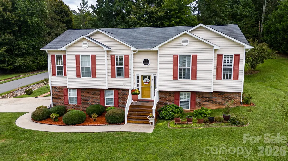 142 Doe Run, Morganton, NC 28655 - #1
