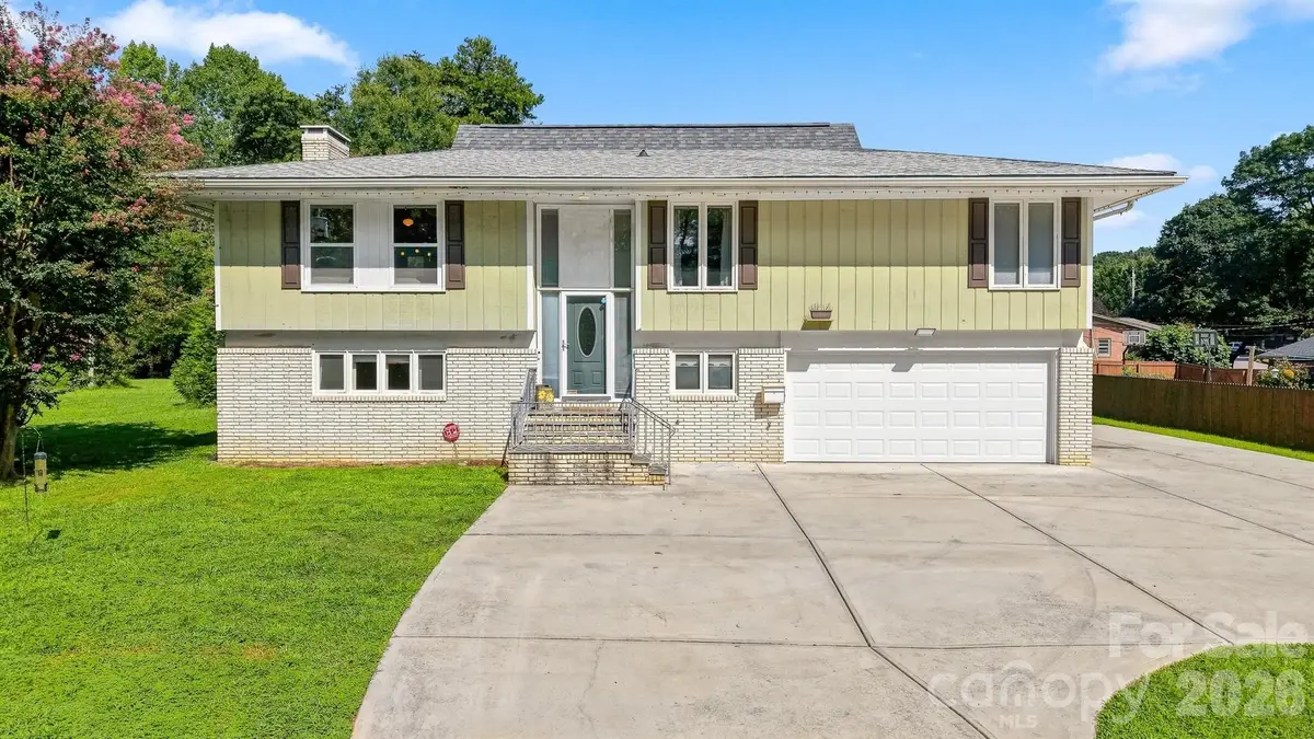 706 Springdale Road, Statesville, NC 28677 - #1