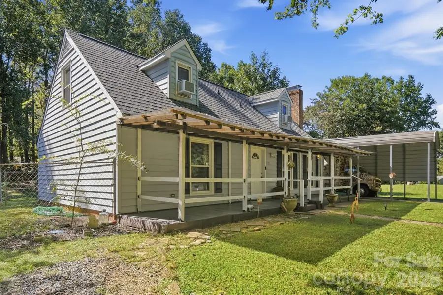 6333 Round Hill Road, Charlotte, NC 28211 - #3