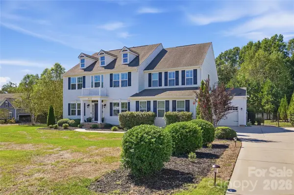 912 Manorwood Drive, Waxhaw, NC 28173